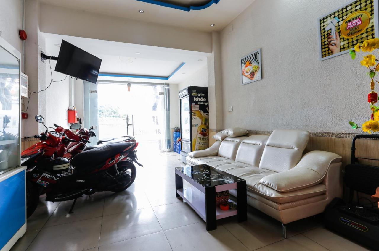 Oyo 395 Anh Quoc Hotel Ho Chi Minh City Exterior photo